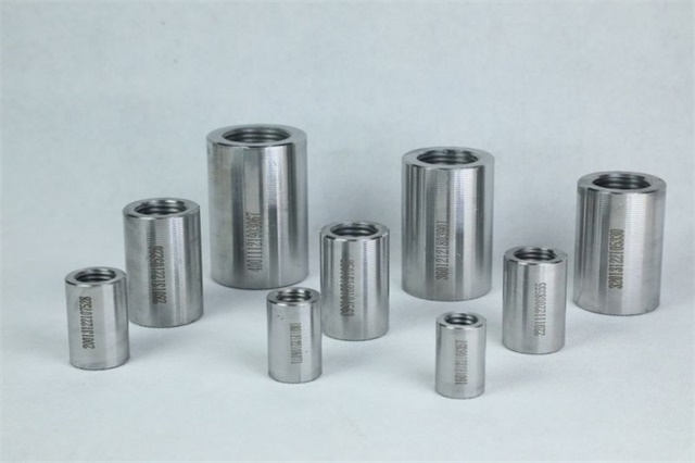 渭南<font style='color:red'>直螺纹套筒</font>重量